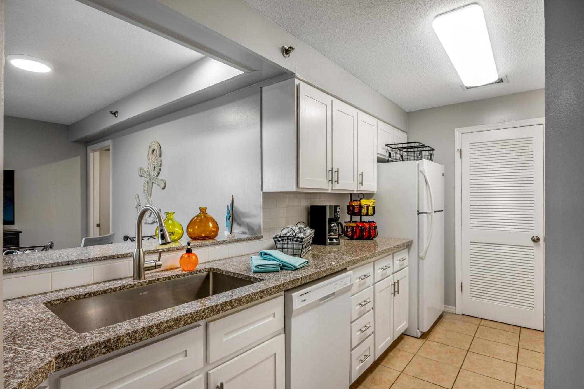The Inn At St Thomas 1210B - Perfect Affordable Getaway Panama City Beach Exterior photo